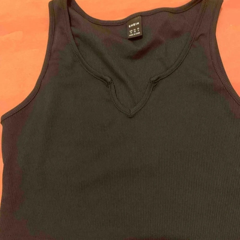 SHEIN Black Fitted Tank Top
